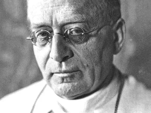 A Ascensão do Estado e a Queda da Lei Natural